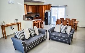 Hostal Palmas De Punta Cana F2